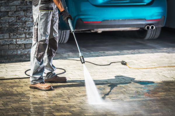 Driveway Pressure Washing in Hixson