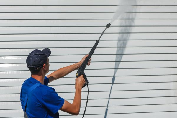 Siding Washing in Hixson