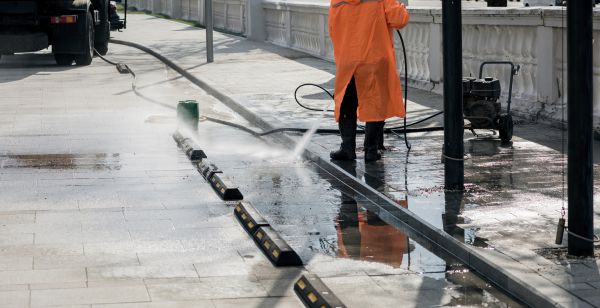 Parking Lot Pressure Washing in Hixson