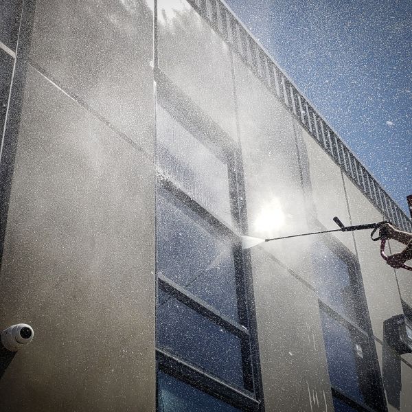Exterior Building Washing in Hixson
