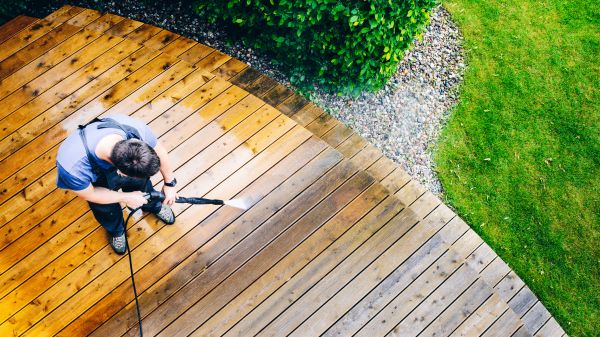 Deck Pressure Cleaning in Hixson