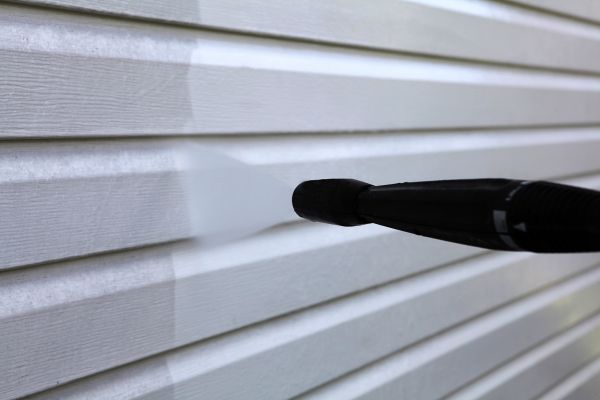 Cost of Condo Siding Power Washing in Hixson
