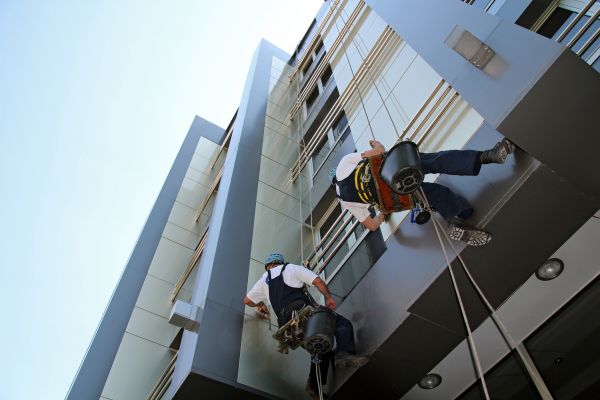 Cost of Condo Exterior Cleaning in Hixson