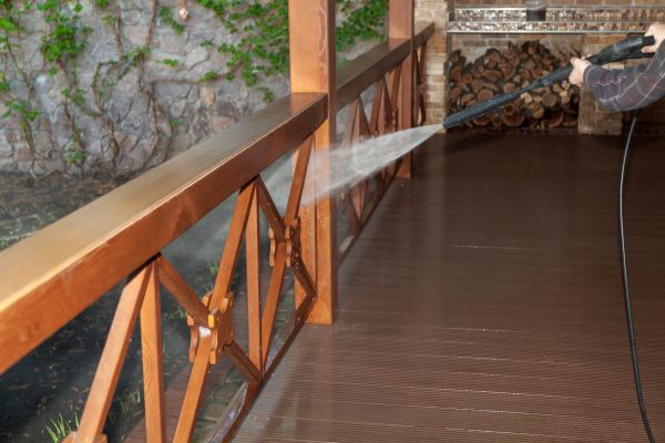 Porch Dirt Removal in Hixson