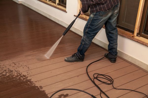Veranda Cleaning in Hixson