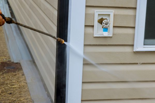 Vinyl Siding Cleaning in Hixson